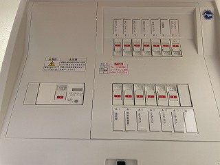 ブレーカー