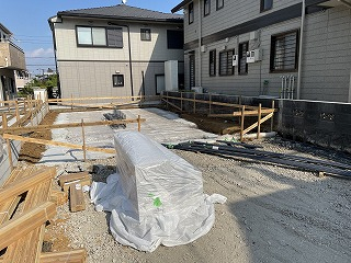 現地