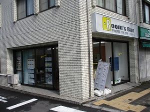 令和元年6月11日　朝のルームズバー店頭です