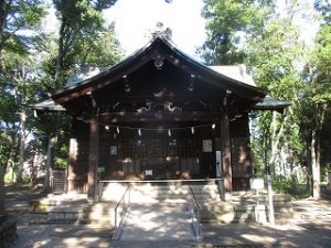2020年8月11日　朝の富士森公園の浅間神社です