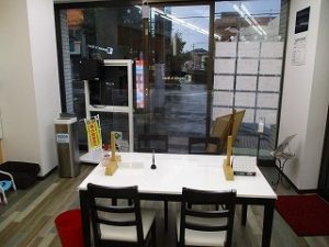 2021年7月11日夕方のRoom's Bar店内です