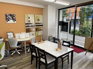 2022年5月17日朝のRoom's Bar店内です